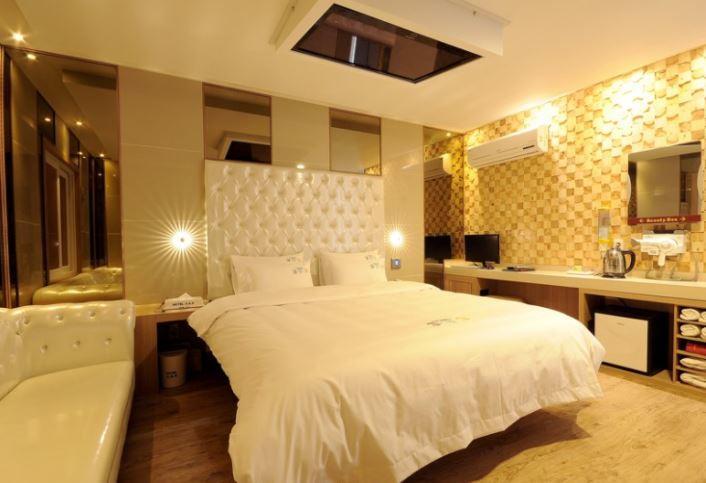 Songjeong Hotel 369 Busan Eksteriør bilde
